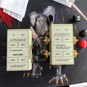 โมดูลปรับเทียบอิเล็กทรอนิกส์ RF Keysight N4431A 300 กิโลเฮิรตซ์ ถึง 9 กิกะเฮิรตซ์ 3.5 มม. 4 พอร์ต สำหรับเครื่องวิเคราะห์เครือข่าย - Product Image 2