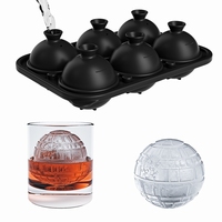 Grand plateau de cube Star Ice Wars à 6 cavités à dégagement facile Moule en silicone 3D Death Star Ice Ball Maker avec entonnoir pour cocktails à whisky
