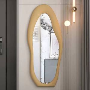 Miroir mural décoratif en bois hétéromorphe pour chambre de fille moderne personnalisée 2025 - Product Image 5