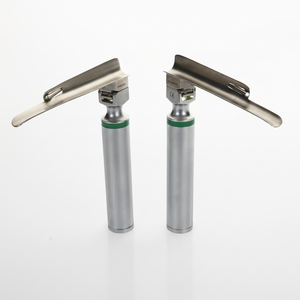 ชุดเครื่องมือส่องกล่องเสียงแบบมืออาชีพ พร้อมกระเป๋าพกพา  ประกอบด้วยใบมีดตรง 5 แบบ พร้อมด้ามจับ  และเครื่องมือส่องกล่องเสียงแบบใยแก้วนำแสง Miller - Product Image 1