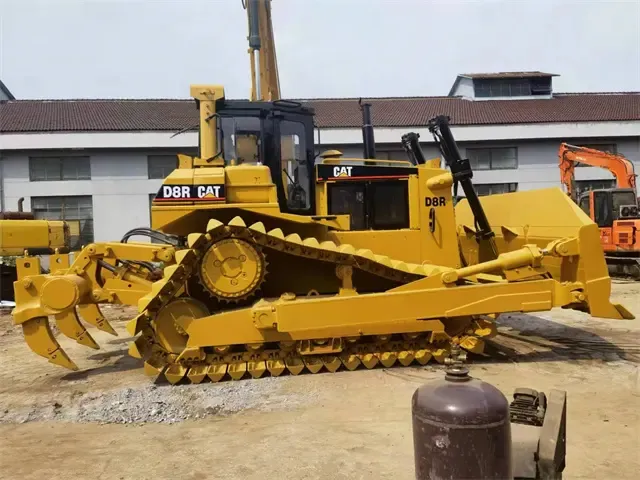 รถปราบดินตีนตะขาบญี่ปุ่นใหม่ล่าสุด CAT D8R รถปราบดินตีนตะขาบมือสอง D8R ราคาถูก