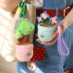 Colgante de Peluche de Planta Verde en Maceta Mini OEM ODM, Lindo Amuleto de Planta de Interior para Mochila, Regalos y Adornos de Escritorio - Product Image 3