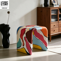 Table basse convertible moderne pour chambre à coucher, idéale pour villas et hôtels, en résine écologique durable, peinte à la main aux couleurs vives