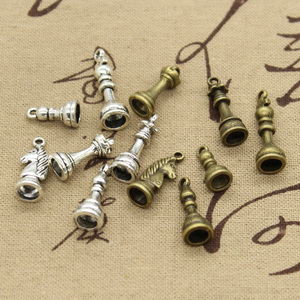 Cờ Vua Quốc Tế 3D Vua Nữ Hoàng Giám Mục Hiệp Sĩ Rook Mặt Dây Kết Nối Cầm Đồ Quyến Rũ Cho Vòng Tay Dây Chuyền - Product Image 3