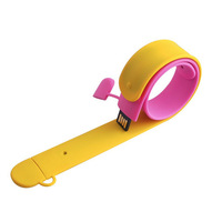 Vente chaude Silicone Slap Band Bracelet Clé USB Vente en gros bracelet en caoutchouc 2.0 Memory Stick 64Gb