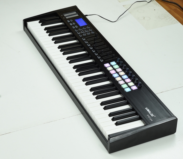 WORLDE MIDI Keyboard Controller P-61 PRO(61key Semi-counterweight MIDI Keyboard) Musical Instruction