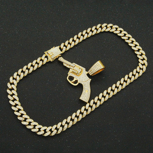 Nuevo Collar con Colgante de Pistola Estilo Hiphop Personalizado 2026, Collar Creativo y Moderno para Hombre, Joyería de Moda al por Mayor - Product Image 2