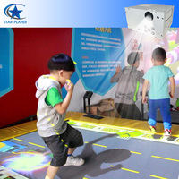 STAR PLAYER Simulateur de jeu de projection sur trampoline, structure gonflable interactive avec écran LCD monté sur poteau, résolution 1024x768 pour enfants