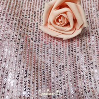 Robe de mariée en tissu à paillettes 3mm Robe de piste en PE enduit vertical extensible en maille perlée Accessoire de broderie pour filles