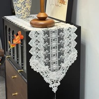 Chemin de table en dentelle française brodée florale, style européen vintage ajouré avec pompons, blanc, rectangulaire, pour buffet de salon