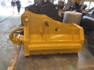 Heavy Duty Excavator <b>Mulcher</b> Hydraulic Flail Mower for Brush and Tree Branch Cutting - Product Image 2