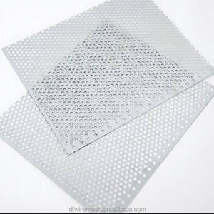 Lámina Metálica Perforada Decorativa Arquitectónica de Aluminio con Patrón de Trébol para Revestimiento de Fachadas de Edificios Interiores y Exteriores - Product Image 1