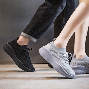 <span class=keywords><strong>Scarpe</strong></span> Couple Flyweave: <span class=keywords><strong>scarpe</strong></span> traspiranti, versatili, casual e sportive. Calzini corti <span class=keywords><strong>da</strong></span> <span class=keywords><strong>uomo</strong></span>. <span class=keywords><strong>Scarpe</strong></span> <span class=keywords><strong>da</strong></span> corsa e casual con suola spessa. - Product Image 6