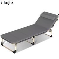 Chaise longue de camping pliable et portable avec cadre en acier pour le repos en extérieur, au parc, à la plage, en randonnée, en voyage, au jardin ou au travail