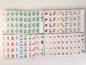 ชุดไพ่โป๊กเกอร์มาจอง 160 ใบ สีส้ม รุ่นใหม่ ขนาดพกพา 4 ชั้น ทำจากอะคริลิคแกะสลัก ดีไซน์ทันสมัย หรูหรา เป็นมิตรกับสิ่งแวดล้อม เหมาะสำหรับเล่นคาสิโน - Product Image 2