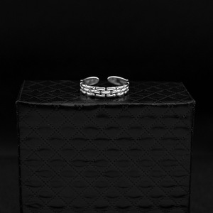 New Hot Selling Simple Niche Design Geometric <b>Ring</b> Light Luxury Vintage Style Unisex's Stainless Steel <b>Rings</b> Fashionable Jewelry - Product Image 3