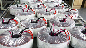 45 0 45 24-0-24 50 0 50V 300W 500W 1000W khuếch đại âm thanh biến áp hình Xuyến - Product Image 5