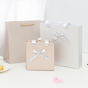 Emballage de macarons faits à la main, boîte en papier cadeau, boîte à bonbons et chocolats, avec poignée et diviseur de ruban, prix de gros - Product Image 3