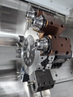 Tour CNC de haute précision Ryan HMS-550M, centre de tournage et de fraisage CNC robuste avec tourelle motorisée et contrôleur, et contre-pointe
