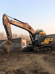 Volvo EC200D et EC140D d'occasion de haute qualité, en bon état, poids en ordre de marche de 20 tonnes, composants centraux, moteur inclus - Product Image 3