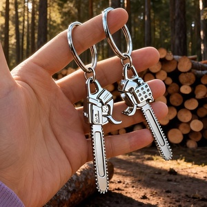 Llavero Creativo Personalizado para Hombre con Colgante de Sierra Eléctrica Metálica para Exteriores, Modelo de Juguete de Simulación de Sierra para Leñador, Regalo - Product Image 4