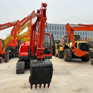 Excavatrice sur chenilles Doosan DX75 d'occasion à vendre – Également disponible : Doosan DX 60, 75, 80, 140, 150, 225, 300, 340 - Product Image 2