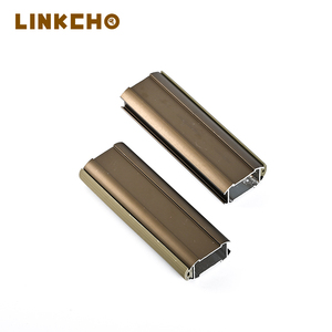 Nouveau design LINKCHO <span class=keywords><strong>tringle</strong></span> à vêtements de placard suspendue chromée avec supports de tube de lumière LED pour armoires et armoires - Product Image 1