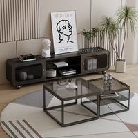 Ensemble meuble TV et table basse en bois couleur crème, petit format, idéal pour salon, canapé, maison, populaire, tendance, moderne, sur pied