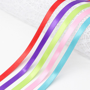 Pita Satin Berkualitas Tinggi 1cm Satu Sisi 100 Yard Per Gulung Pita Poliester untuk Hadiah Aksesoris Rambut - Product Image 3