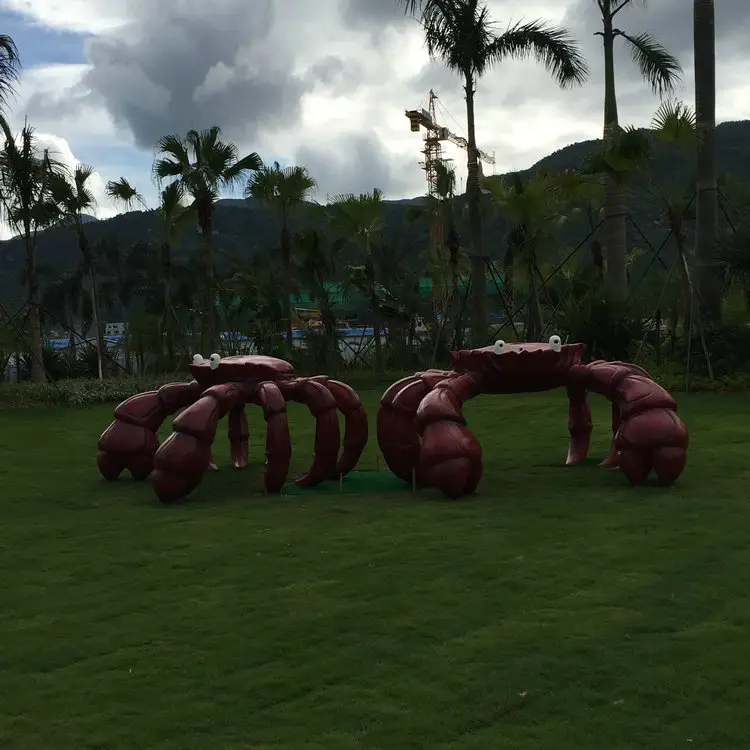 Statue de crabe géant sculpture d'animal en fibre de verre pour parc paysager