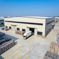 Bâtiment d'entrepôt de distribution au détail en acier préfabriqué, multi-portes, durable, à grande portée pour le stockage de marchandises en supermarché