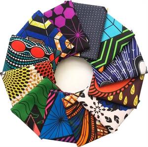 Tissu Wax Entrelacé Anti-Statique de Haute Qualité Imprimé à Pois <span class=keywords><strong>Coton</strong></span> <span class=keywords><strong>Polyester</strong></span> Populaire pour Vêtements de Pagne Africains pour Garçons - Product Image 4