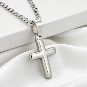 Collar con Colgante de Cruz Pequeña Minimalista, Acero Inoxidable Antideslustre, Joyería Cristiana Simple para Oración, Regalo para Hombres y Mujeres - Product Image 2