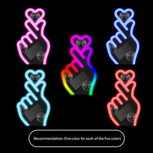 Kit d'éclairage intérieur de voiture en forme de cœur, alimenté par énergie solaire, lumière néon triangulaire pour fenêtre, lumière d'ambiance de voiture en forme de cœur alimentée par USB - Product Image 4