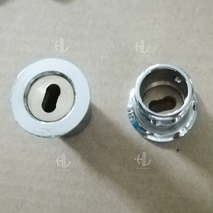 ตัวเชื่อมกระจกห้องอาบน้ำสแตนเลสสตีลทันสมัยสำหรับท่อในห้องน้ำ ใช้ในโรงแรม ตัวหนีบชั้นวางแบบสี่เหลี่ยม ติดตั้งง่าย - Product Image 2