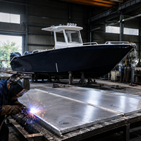 Nouveau design Bateau de pêche en aluminium avec console centrale 27 pieds 200 CV Bac à appâts Supports de cannes à pêche Capacité 6 personnes Certifié CE