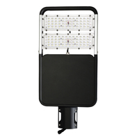 Lampe solaire de rue LED étanche IP66 30W, construction en alliage d'aluminium, batterie LiFePO4, télécommande pour autoroute