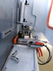 Máquina de corte de esquinas de alta precisión con motor PLC <span class=keywords><strong>para</strong></span> perfiles de aluminio, accionada por motor, <span class=keywords><strong>para</strong></span> maquinaria de ventanas - Product Image 5