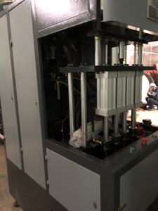 Mesin Pembuat Botol Plastik Semi Otomatis HZ880 - Product Image 2