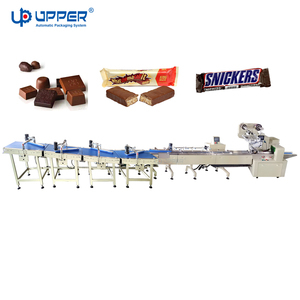 Dove <span class=keywords><strong>kinder</strong></span> barretta di cioccolato fondente torta di rivestimento di cioccolato confezionatrice a flusso automatico ad alta velocità pacchetto di buona qualità - Product Image 1