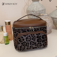 Sacs de rangement pour maquillage à motif léopard en gros, avec garniture en PU, étanches, portables, pour pochettes de voyage, grands, écologiques, avec logo personnalisé