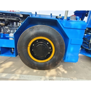 TC-200 Low Profile Underground Diesel LHD Scooptram con motore Deutz Altre attrezzature per l'energia e i minerali in vendita - Product Image 4