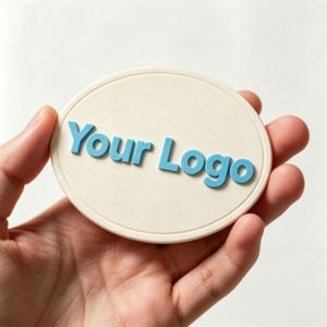 Etiquetas de Silicona Ecológicas Premium con Logotipo, Etiquetas Personalizadas de Alta Adhesión para Ropa y Bolsas - Product Image 3