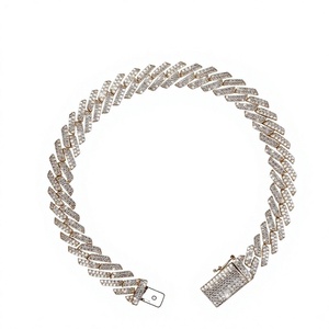 Pulsera de Cadena de Lujo de Oro Sólido de 18K con Moissanita, Diseño Geométrico de Corte Baguette, Engaste de Canal, Joyería Unisex para Fiesta - Product Image 1