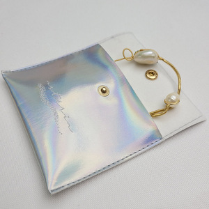 Pochette en cuir imperméable pour bijoux et objets délicats - Product Image 5