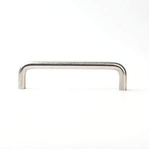 Poignée d'armoire en laiton jaune simple et moderne et poignée de tiroir finition dorée quincaillerie de porte d'armoire exquise et luxueuse - Product Image 1