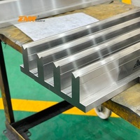 Matrices de presse plieuse personnalisées les plus vendues, outillage industriel de poinçonnage et matrices de découpe de haute qualité en matériaux 42CrMo