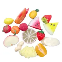 Frutas artificiales de imitación de PVC para casa de muñecas, accesorios para cocina, fresa, sandía, piña, plátano, 100 unidades
