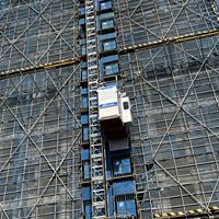 DAHAN Sc200/200 2000KG Treuil de construction intelligent à double cage Ascenseur de chantier 0-40m/min Vitesse de levage maximale