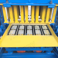Machine simple de fabrication de blocs ou de briques en béton QT4-40 2026 à vendre